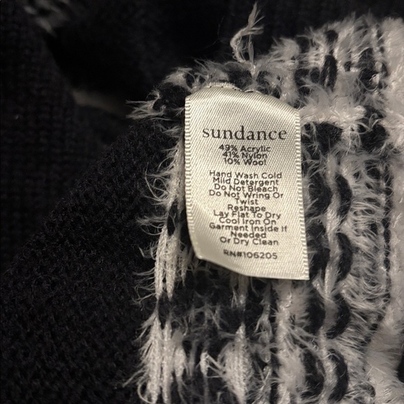 Sundance Black and White Zip-Up Sweater - Picture 4 of 4